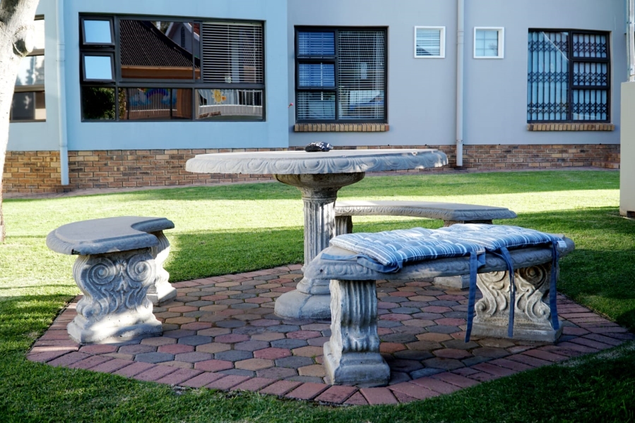 2 Bedroom Property for Sale in Hartenbos Central Western Cape
